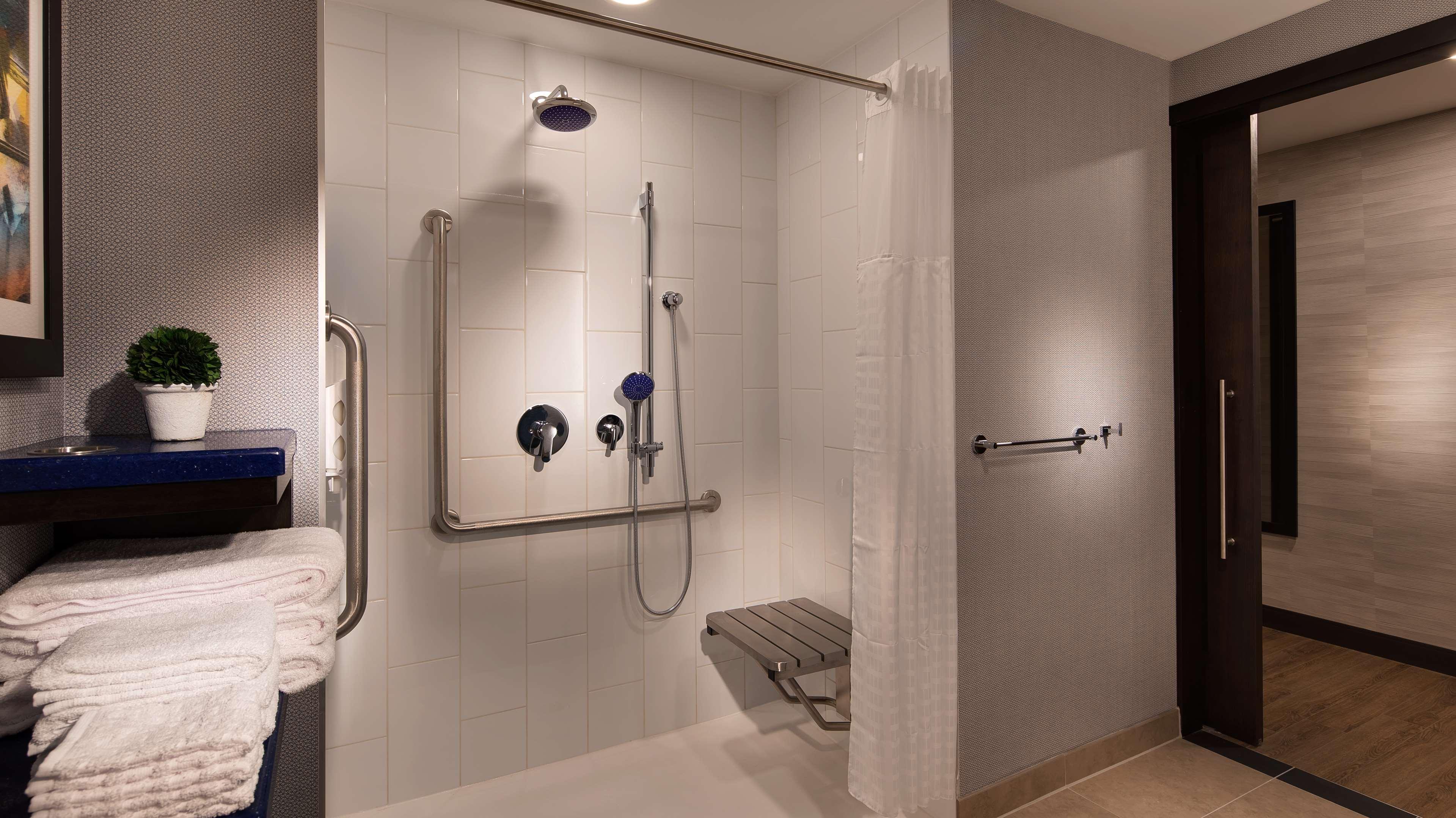 Glo Best Western Kanata Ottawa West Eksteriør billede