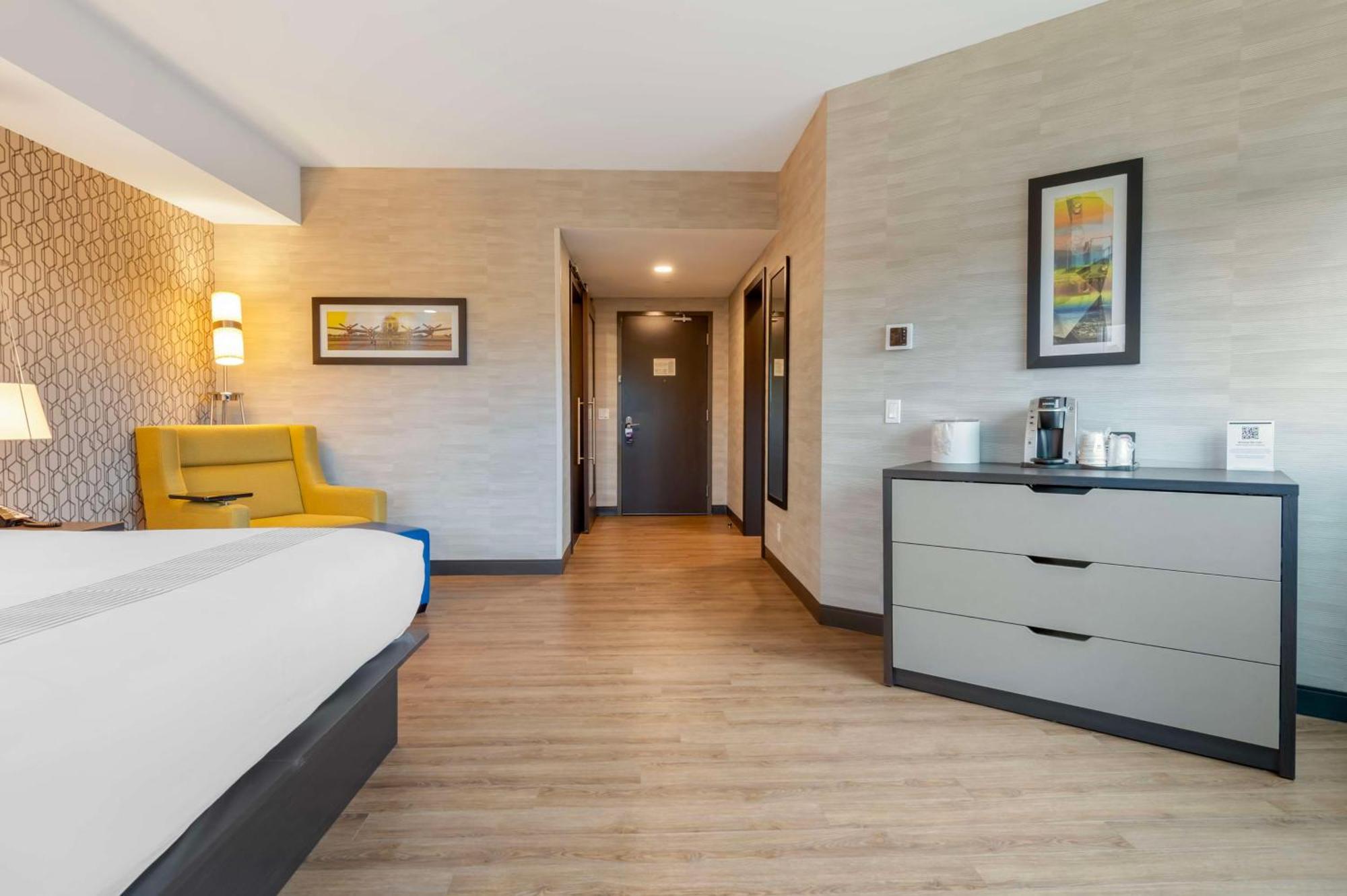 Glo Best Western Kanata Ottawa West Eksteriør billede