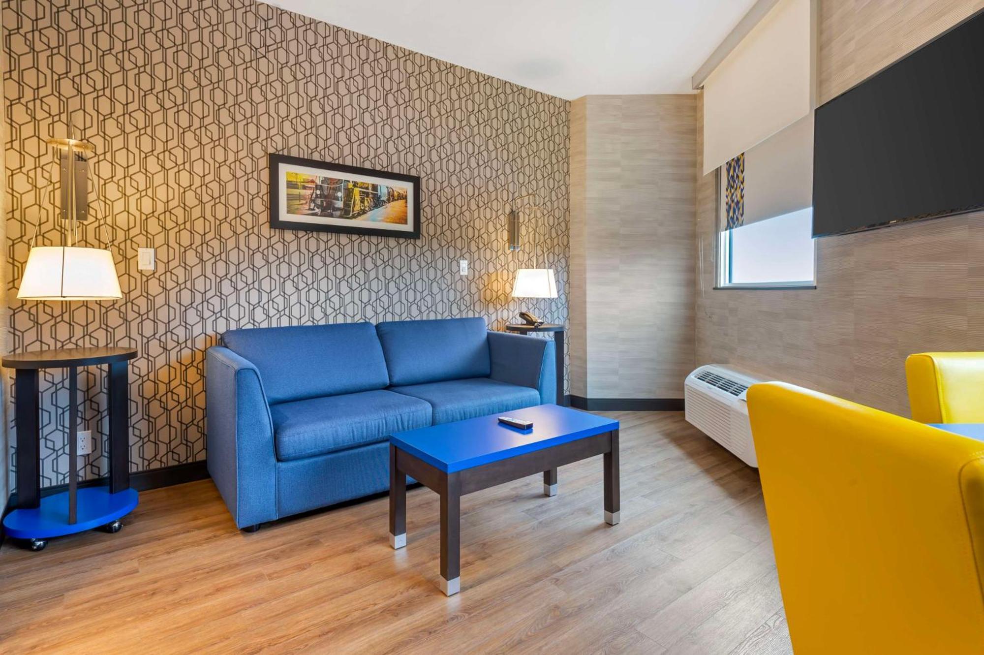Glo Best Western Kanata Ottawa West Eksteriør billede
