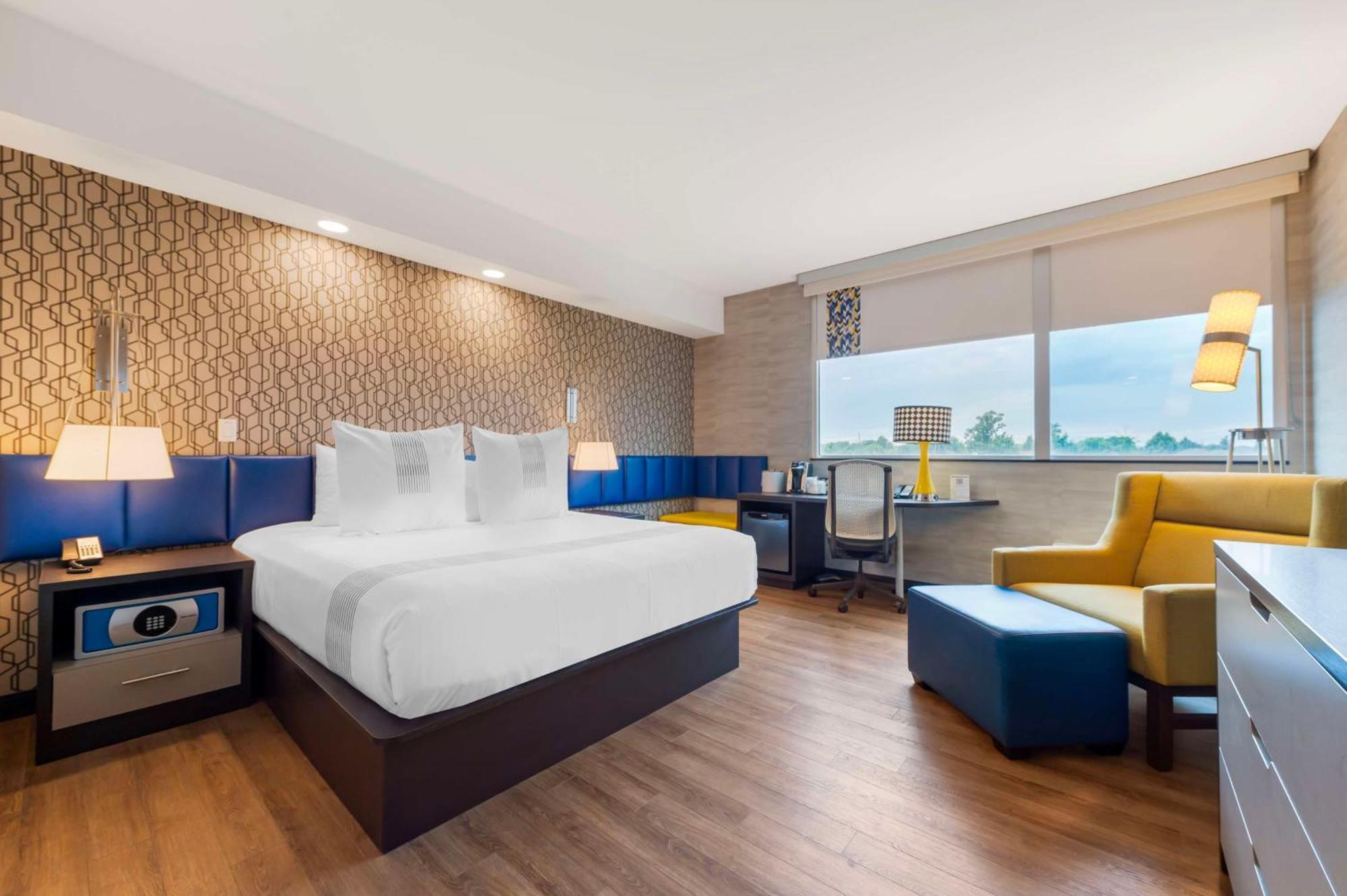Glo Best Western Kanata Ottawa West Eksteriør billede